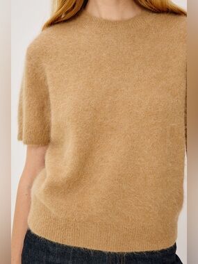 Rails “Briar” Soft Short-Sleeve Fuzzy Sweater in Camel M like new